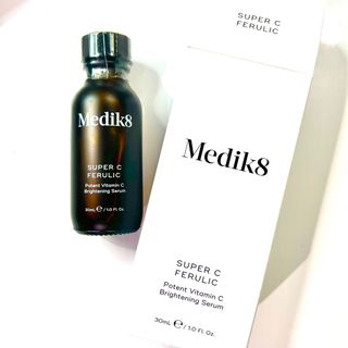 （分類：）位於 。 由 astroblue.makeup 提交（商品編號 1127318583，圖片 1）。簡介： 。