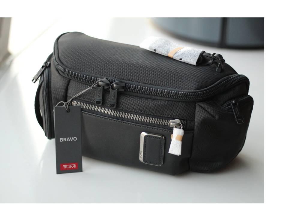 New Tumi 232399D Alpha Bravo Black Kelley Sling crossbody