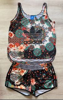 (Category: ) located in . Submitted by trendystash (Listing ID 1127186462, Image 1). Description: .