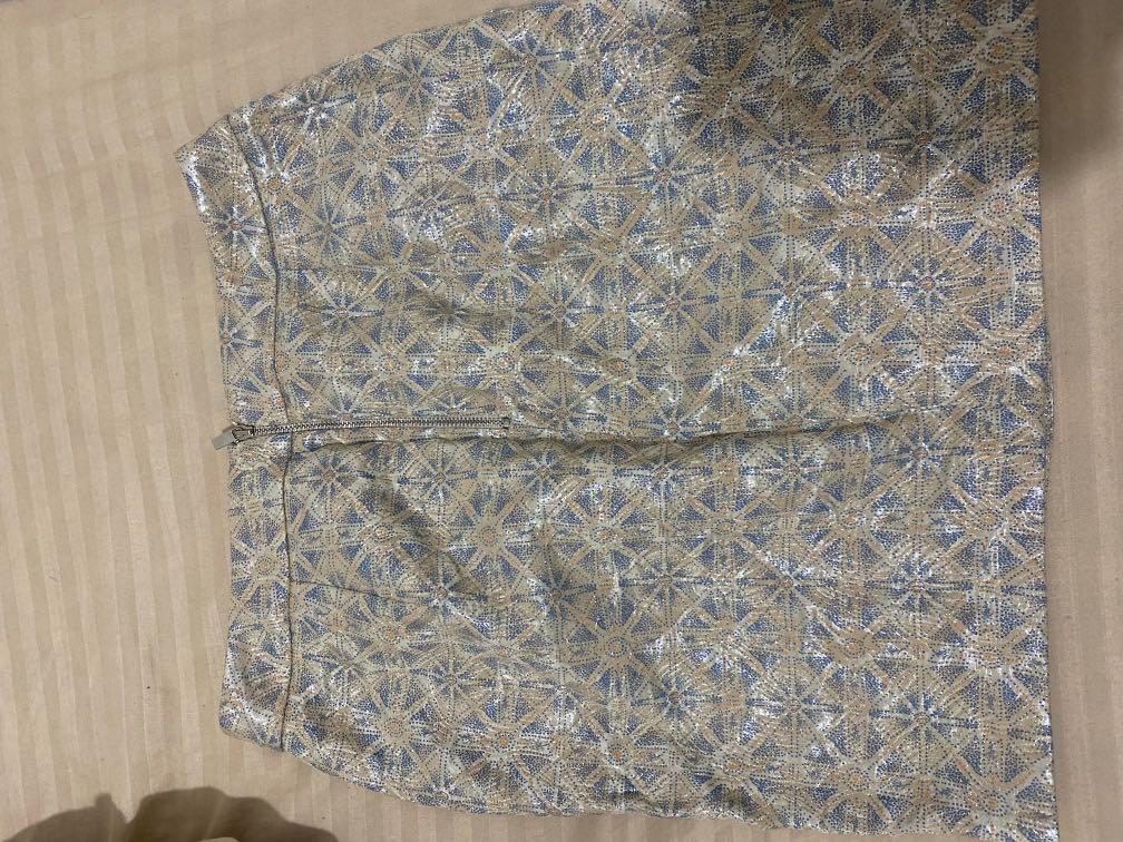 Promod skirt with pockets (Category: Skirts) located in Paranaque City. Submitted by closedcycle (Listing ID 1127303025, Image 2). Description: Never used Gifted to me but too small W: 12.5 inches (laid flat) Length: 16 inches Price is slightly negotiable Message me for inquiries Shipping should be shouldered by buyer .