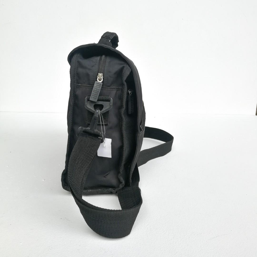 Puma Messenger Bag, Men's Fashion, Bags, Sling Bags on Carousell