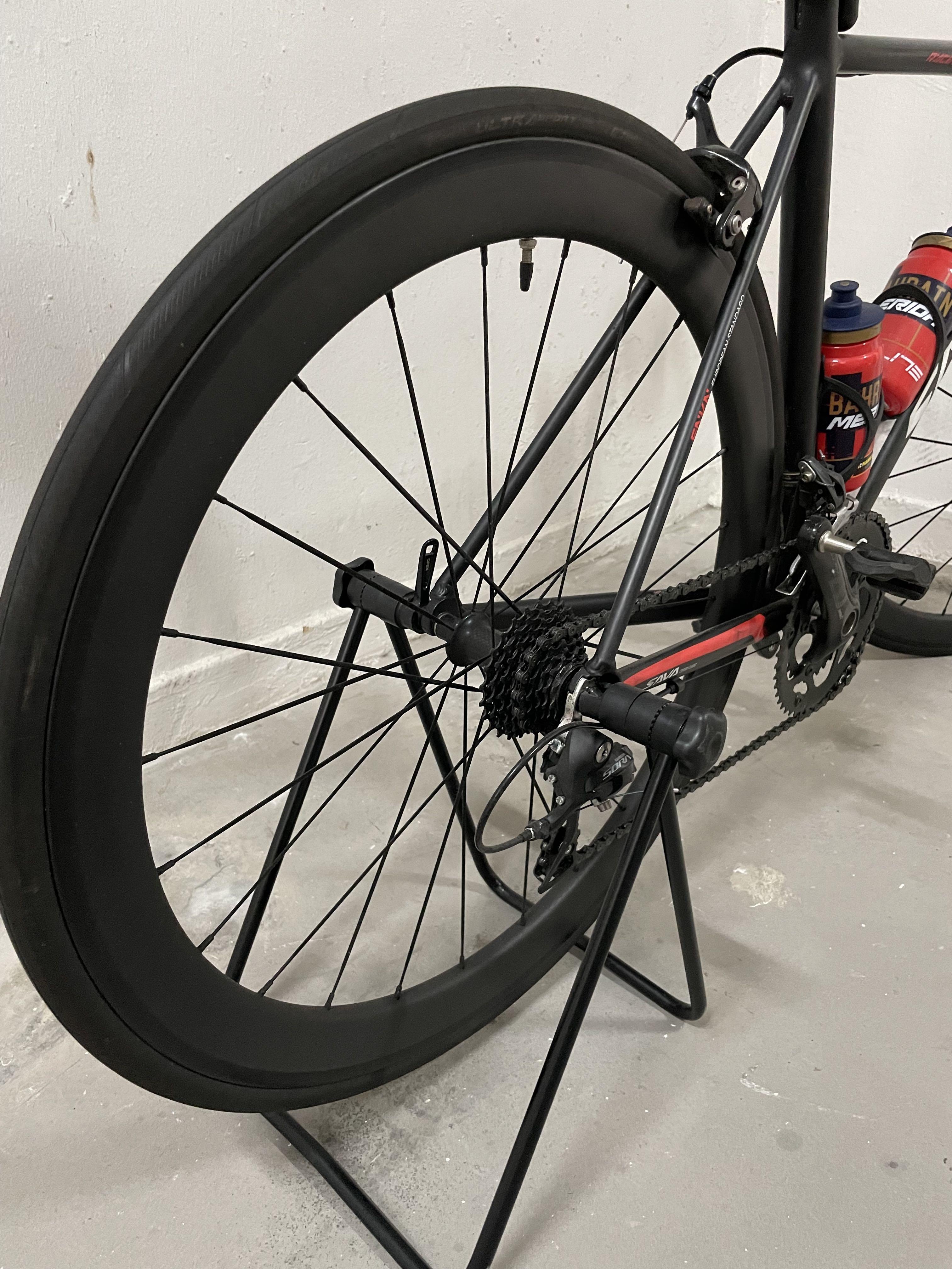 SAVA R6 ROAD BIKE With carbon wheelset Sports Equipment