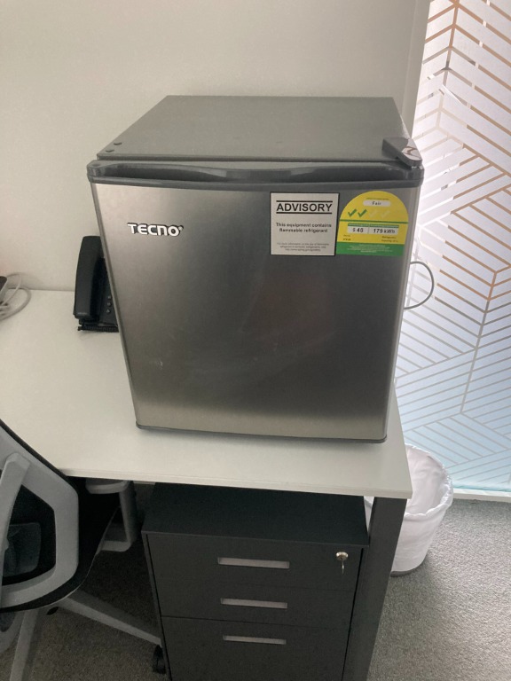 Tecno TFR 48 Mini Bar Fridge with Stainless Steel Look, TV & Home Appliances, Kitchen Appliances