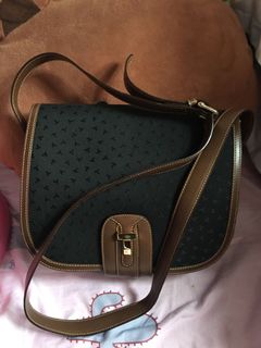 （分類：）位於 。 由 preloved1418 提交（商品編號 1127212768，圖片 1）。簡介： 。