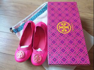 （分類：）位於 。 由 ghinalo 提交（商品編號 1127146396，圖片 1）。簡介： 。