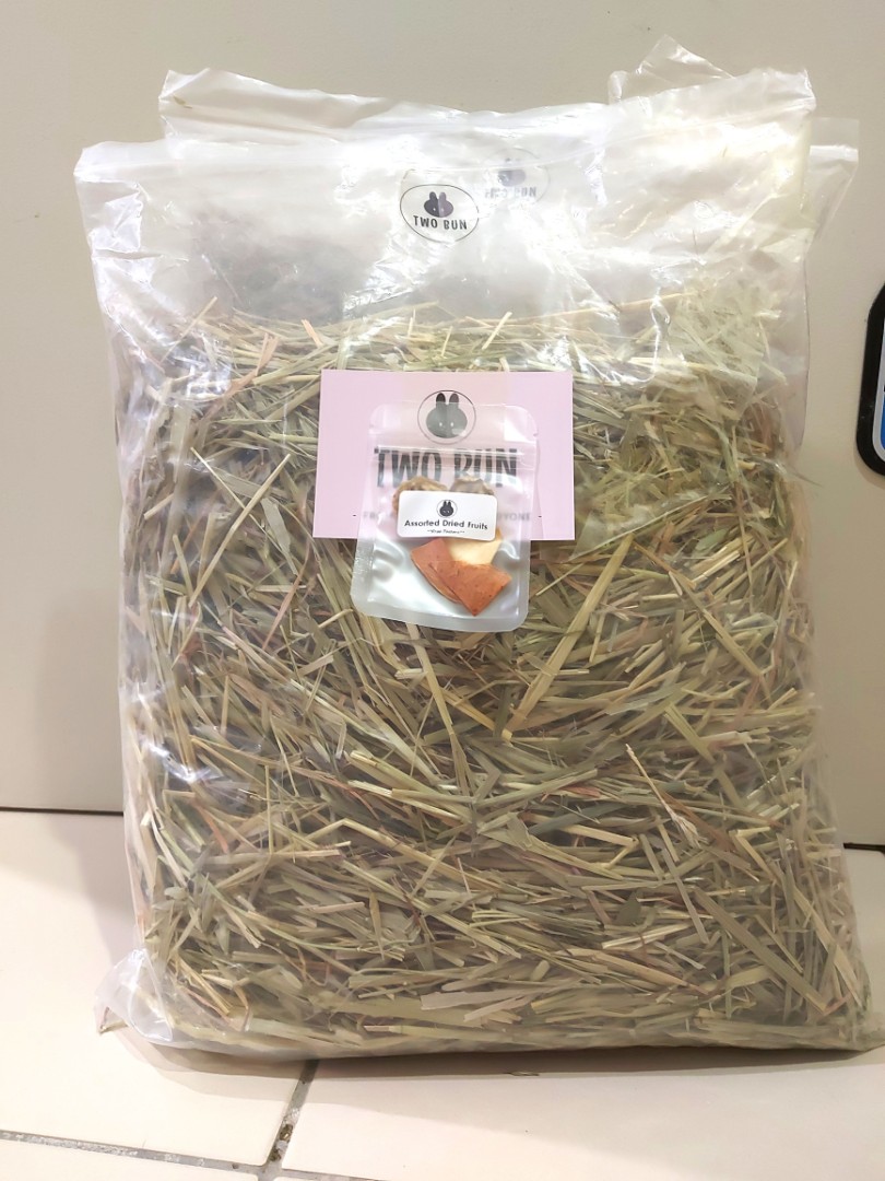 RABBIT OAT HAY, Pet Supplies, Pet Food on Carousell