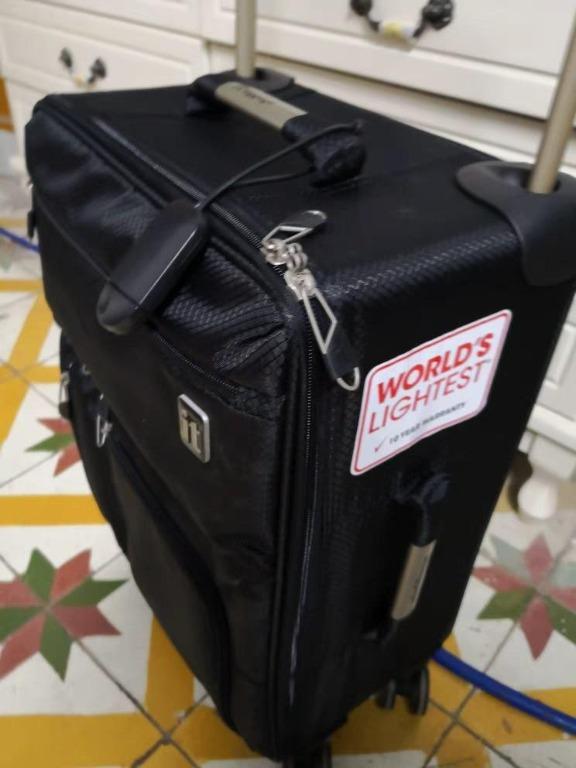 It luggage 1.6 kg store