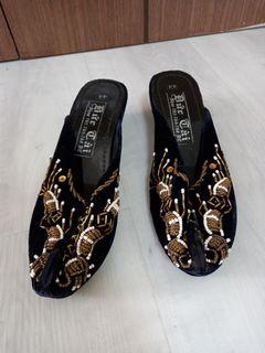 Vietnamese Aladdin wedge mules shoes