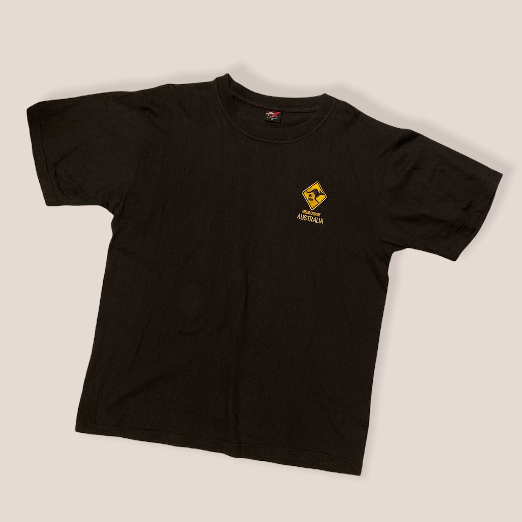 Vintage Melbourne Australia Tee, Men's Fashion, Tops & Sets, Tshirts