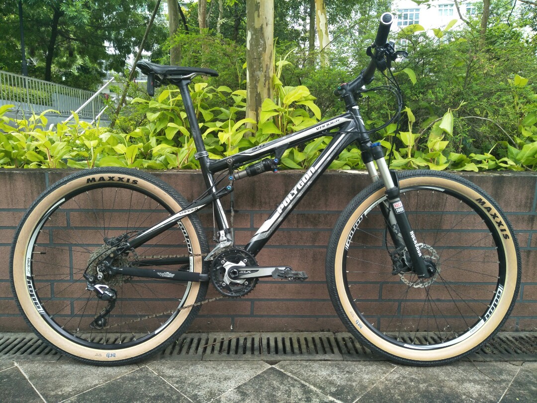 Maxxis gum hot sale wall