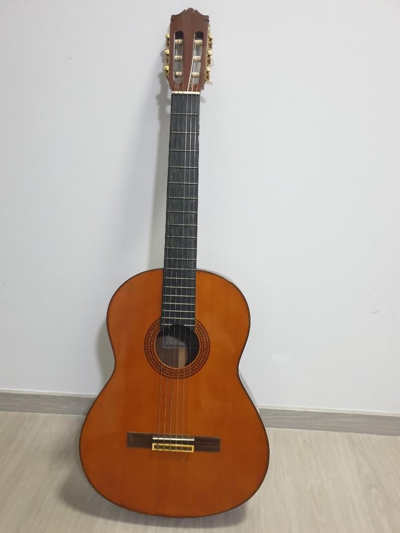 Yamaha Classical Guitar CG130A, Hobbies & Toys, Music & Media, Musical