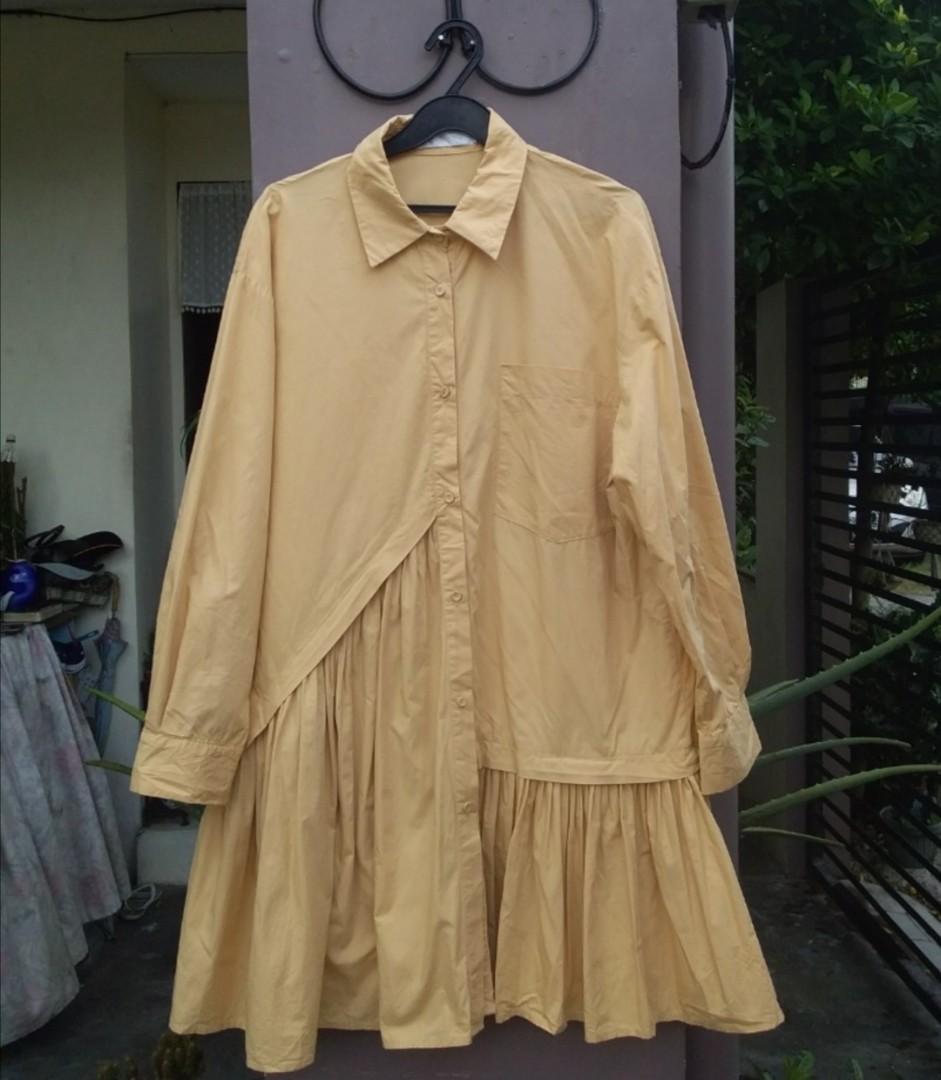 Yellow korean pleated dress (Category: Dresses) located in Las Pinas. Submitted by thriftcafe (Listing ID 1127265630, Image 1). Description: .