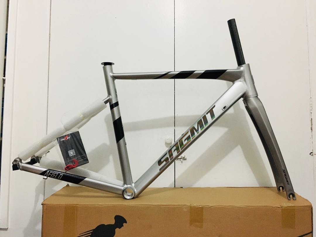 Sagmit frame road bike on sale