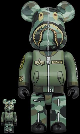 BEARBRICK BAPE (R) × ALPHA 100％ & 400％, 興趣及遊戲, 玩具& 遊戲類