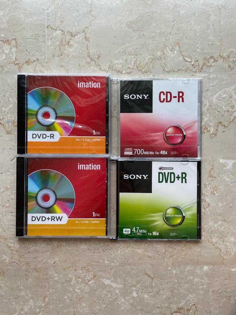 Blank CD and DVD, Hobbies & Toys, Music & Media, CDs & DVDs on Carousell