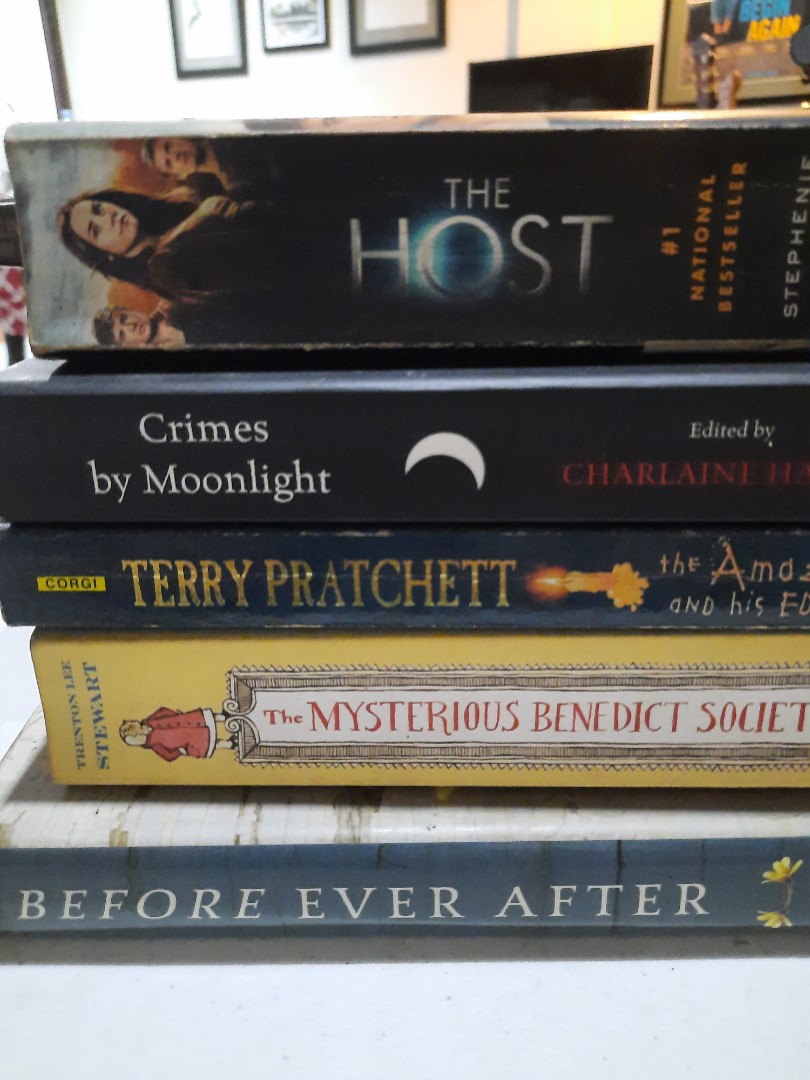 bundle: random titles, Hobbies & Toys, Books & Magazines, Fiction & Non ...