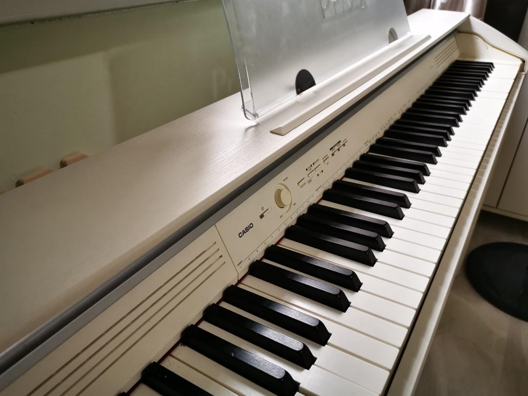 Casio privia PX750 88 WeightedKey Digital Piano, Hobbies & Toys