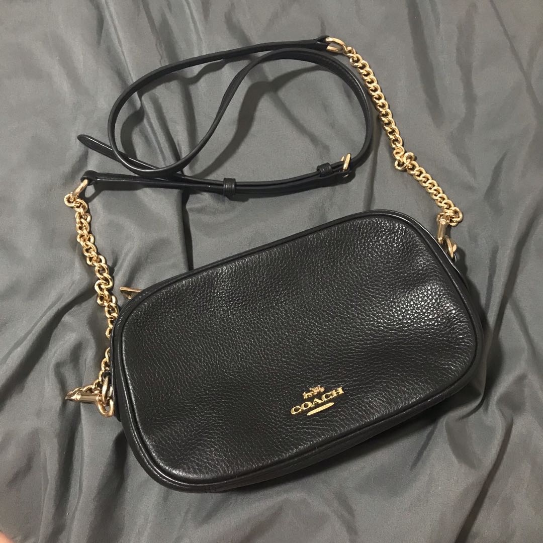 Coach black outlet chain crossbody