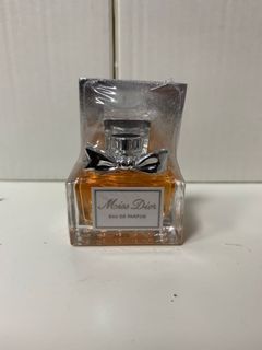 （分類：）位於 。 由 sii852 提交（商品編號 1127508075，圖片 1）。簡介： 。