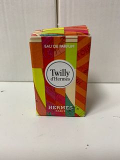 （分類：）位於 。 由 sii852 提交（商品編號 1127507819，圖片 1）。簡介： 。