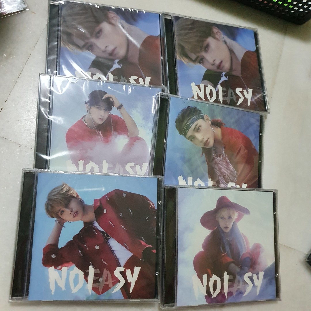 INSTOCK SEALED STRAY KIDS SKZ NOEASY JEWEL CASE VER ALBUM, Hobbies