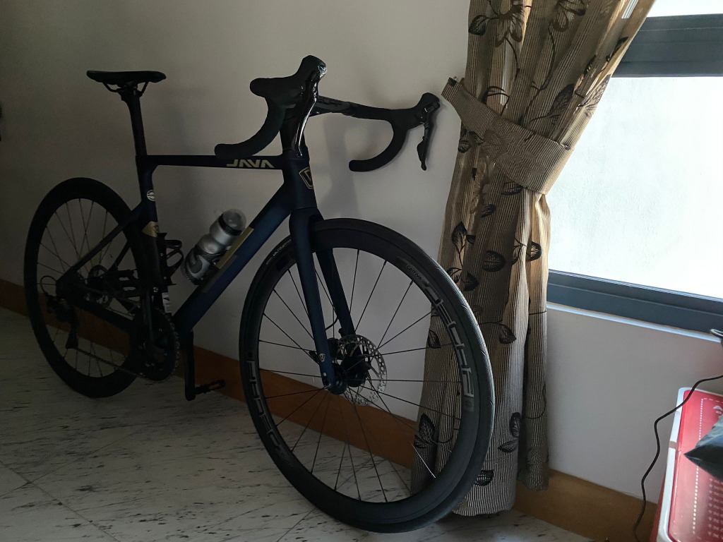 Java Vesuvio 54cm (Carbon frame with Shimano 105 R7000) disc brake ...