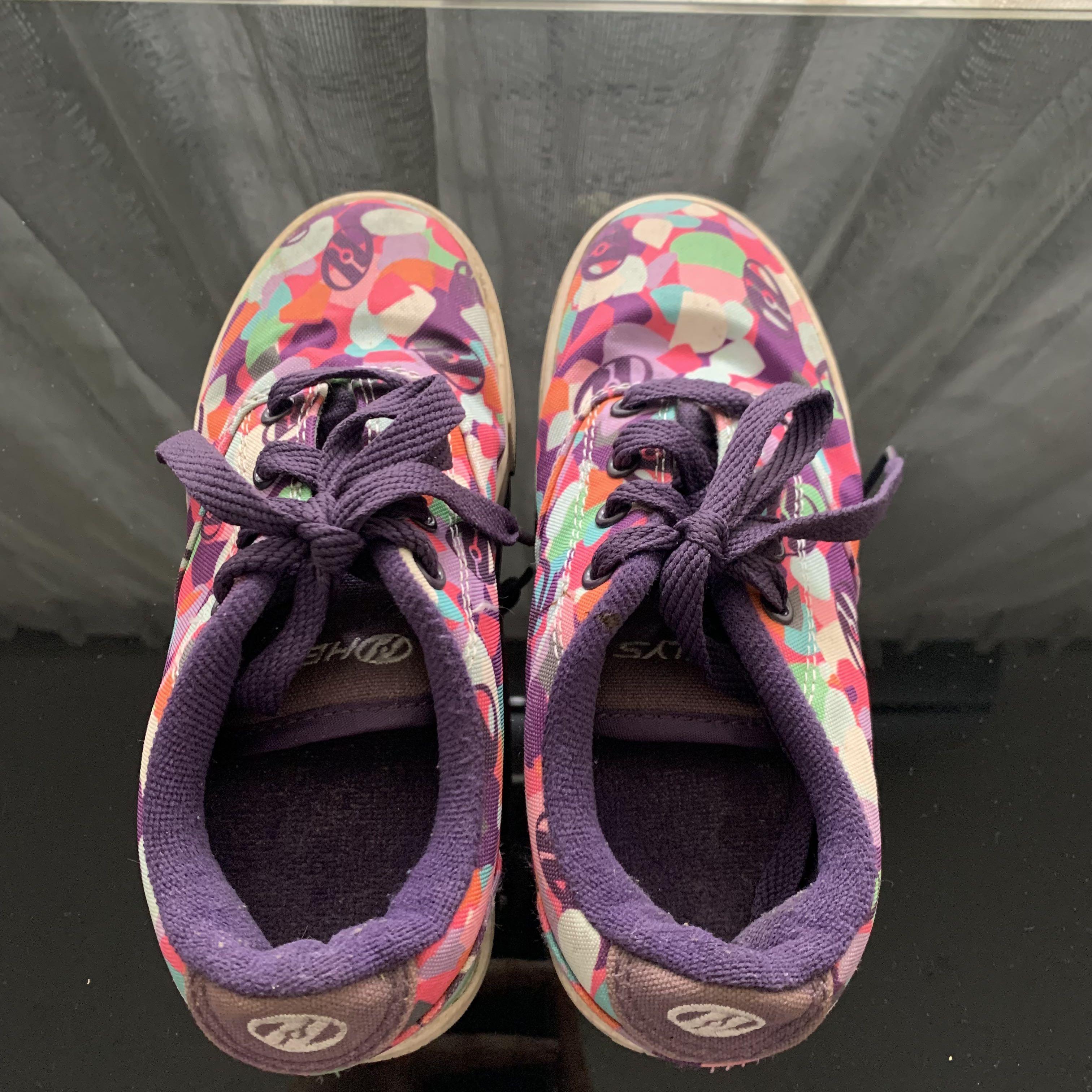 kids original heelys (Category: Babies & Kids Fashion) located in Quezon City. Submitted by goodiesofmnl (Listing ID 1127386154, Image 2). Description: used but in good condition size: US yth 1 / UK 13 / EU 32 - 19 cm price is negotiable mop: gcash mod: j&t/ ggx.
