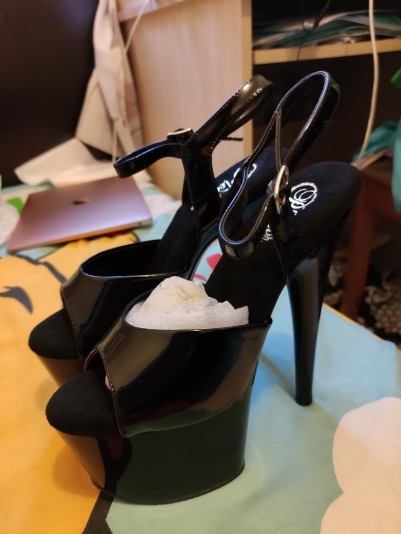 Lap best sale dance heels
