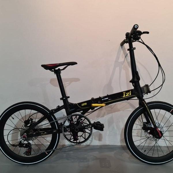 Izi shop folding bike
