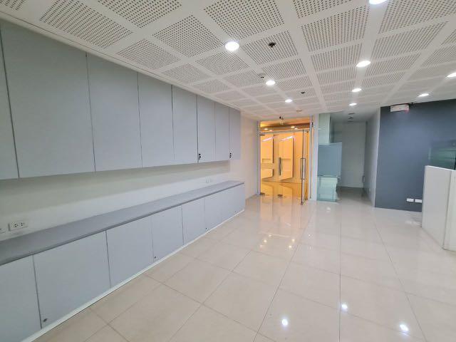 Office Commercial for rent in Ortigas (Category: Commercial) located in Makati City. Submitted by keilah.merealty (Listing ID 239303324, Image 3). Description: Office Spaces for rent in Ortigas Pasig and Mandaluyong Grade A and B buildings PEZA Accredited Unit finish available: 1. Ready to move in units with rooms and pantry (good for BPO) 2. Warm shell finish Available units: 130 to 1500 sqm 1. 258 sqm warm shell 2. 130 sqm fitted unit with room