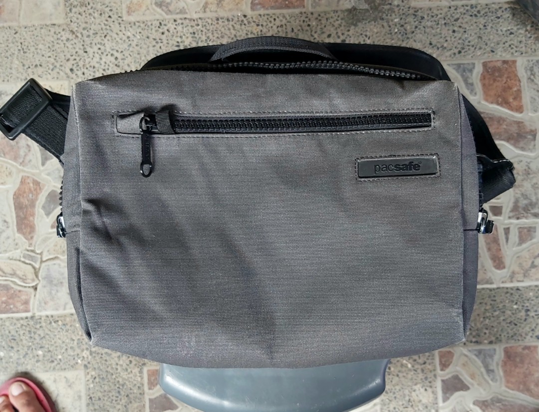 PACSAFE Intasafe Z100 Sling Bag, Men's Fashion, Bags, Sling Bags on