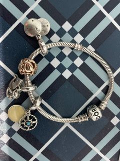 (Category: ) located in . Submitted by Amoi94 (Listing ID 1127411103, Image 1). Description: .