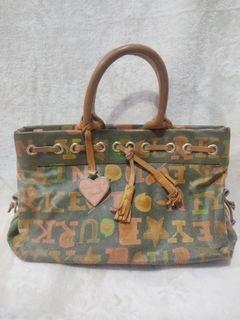 Pre loved Dooney and Bourke
