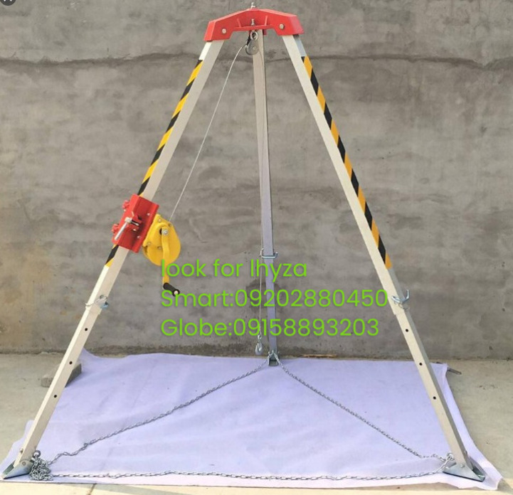 RESCUE TRIPOD ALUMINUM FRAME WITH HAND WINCH, Commercial & Industrial ...