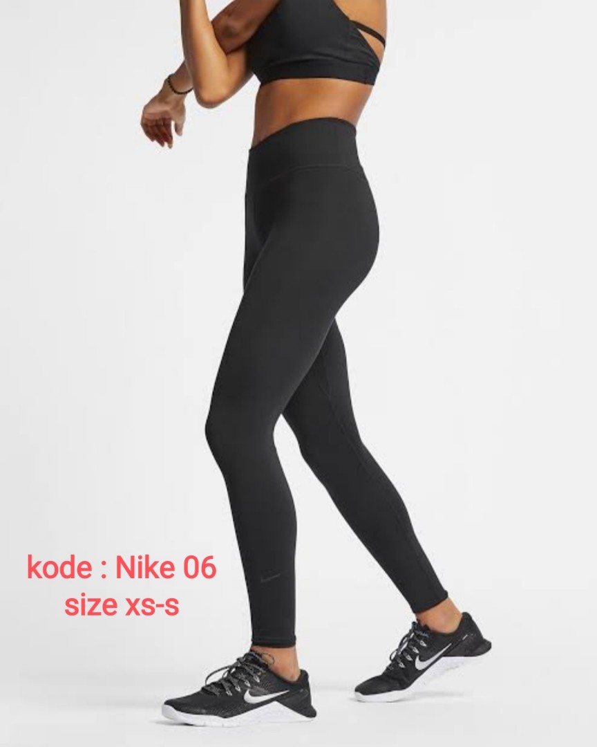 nike s leggings