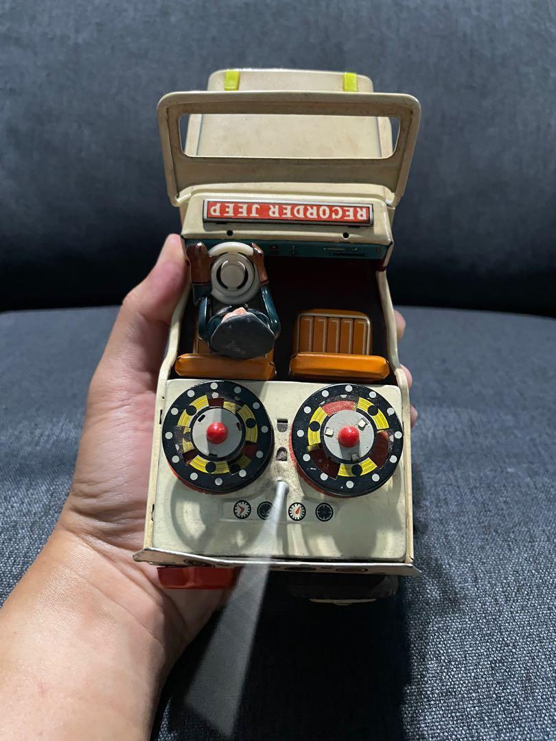 Tin toys .. Antik, Antiques, Vintage Collectibles on Carousell