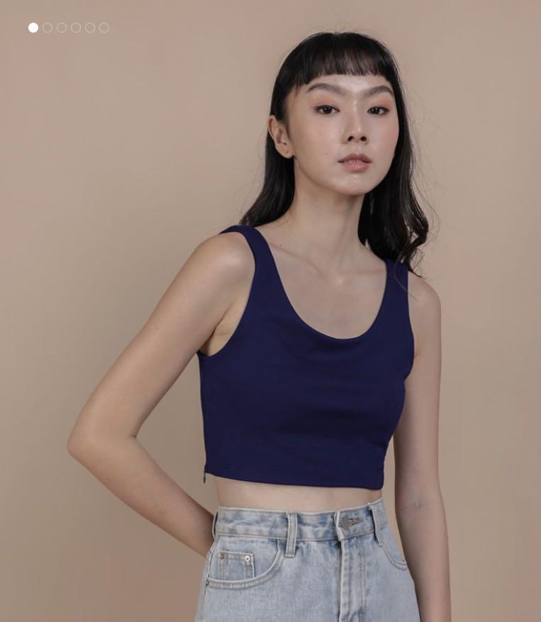 TTR Dan Basic Top (Category: Sleeveless) located in Singapore. Submitted by greenteapsy (Listing ID 1127528100, Image 1). Description: BNWT! Selling only bc I bought the wrong size ): .