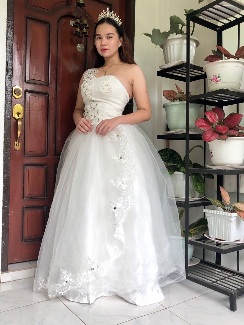 VENUS CUT BALL GOWN Women s Fashion Dresses Sets Evening