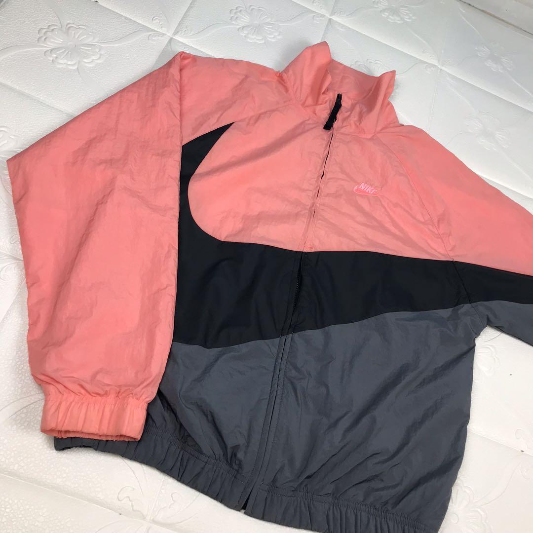 Nike big hot sale swoosh rose