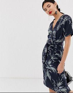 warehouse leaf tab sleeve dress