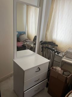 (Category: ) located in . Submitted by jenho555 (Listing ID 1127396983, Image 1). Description: .