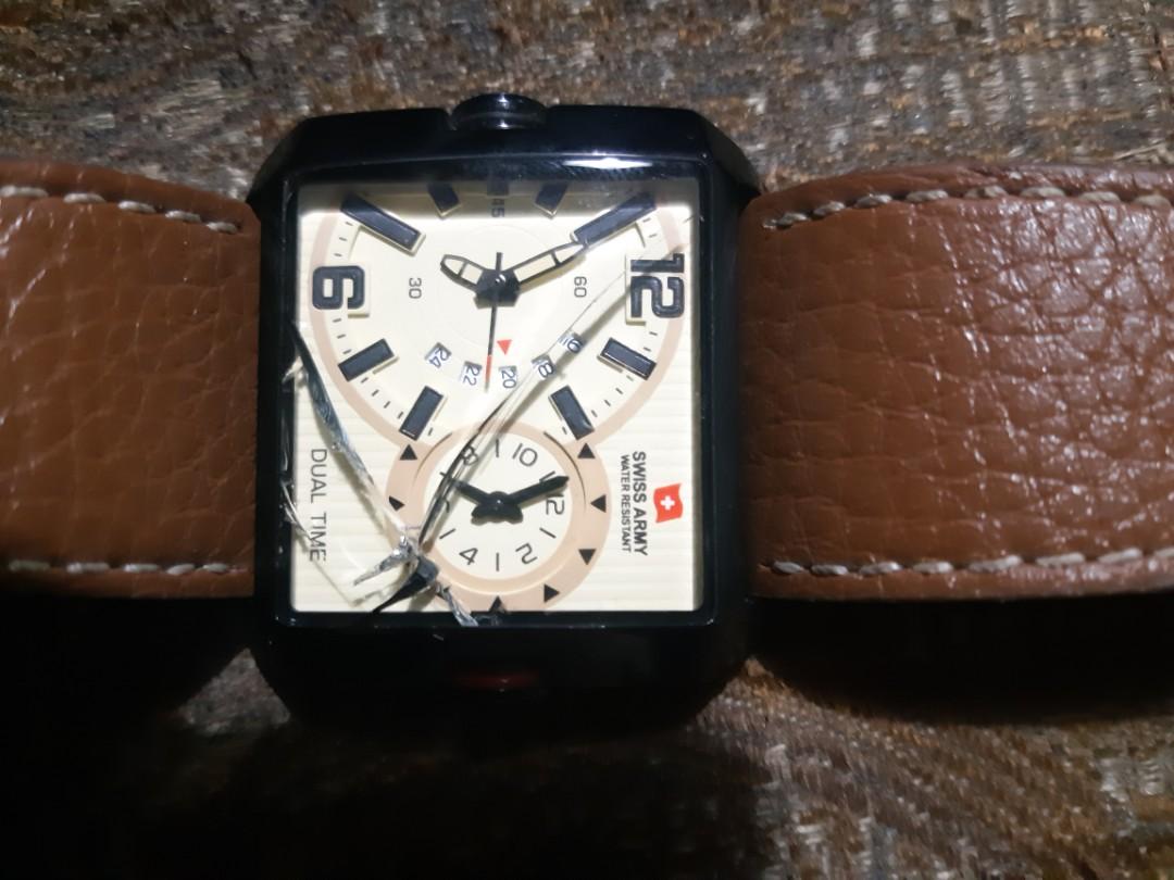 Swiss army sales dual time
