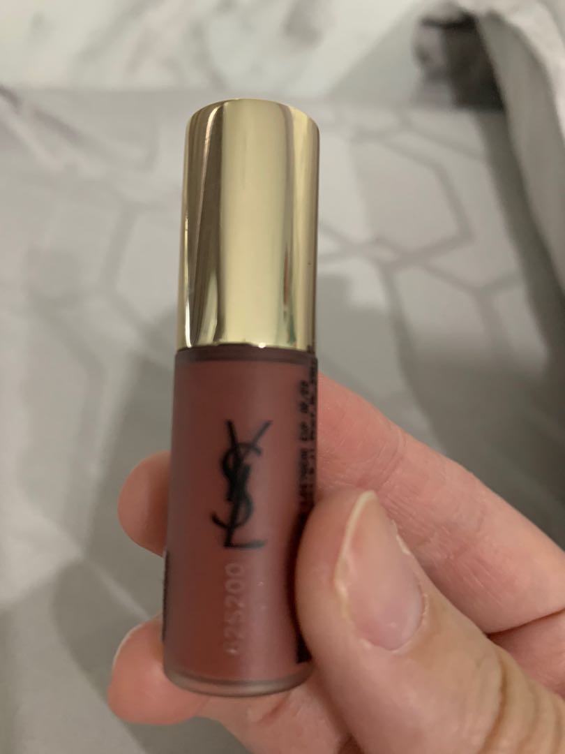 ysl lip 23