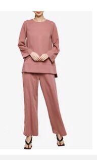 Zalia Basic Pant Set (Category: Blouses) located in Kota Tinggi. Submitted by chikechikiman (Listing ID 1127375208, Image 1). Description: Zalia Basic Pant set Never worn S size.