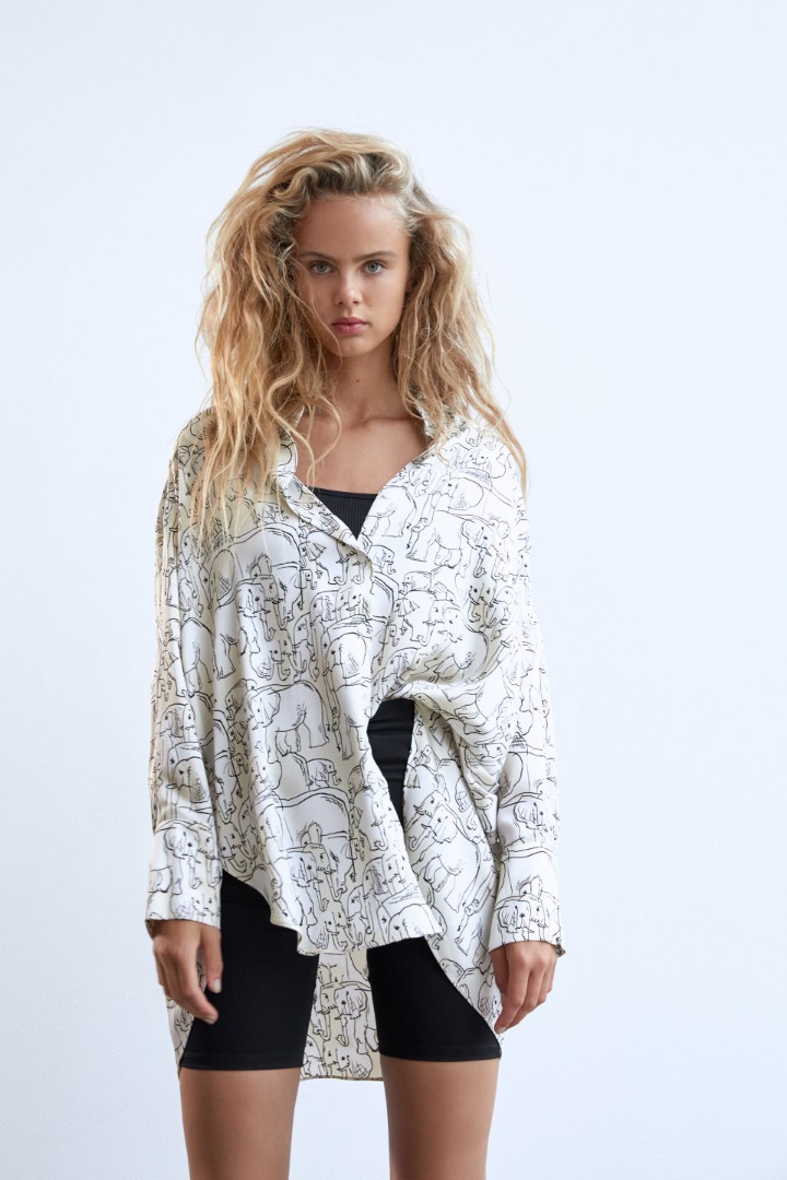 Zara oversized printed shirt, Fesyen 