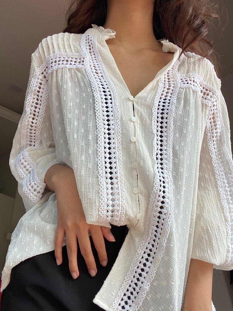 Zara flowy top store