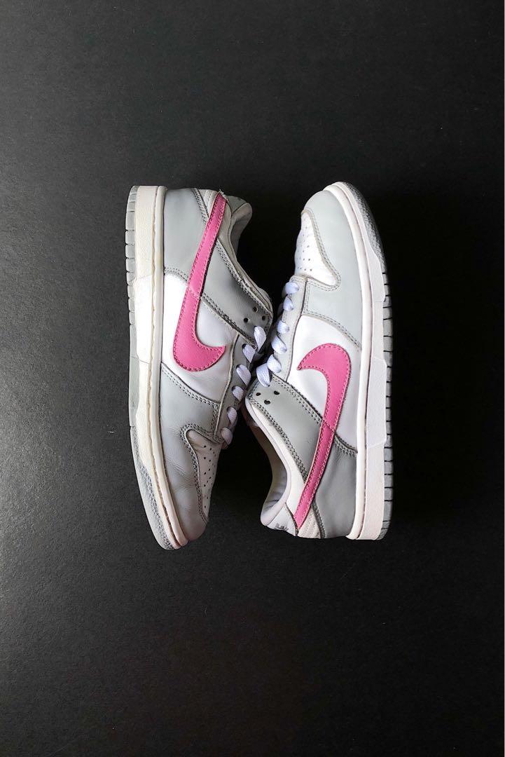 pink and gray dunks