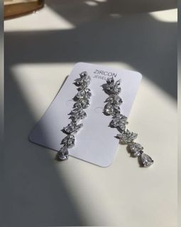 （分類：）位於 。 由 brideee_to_be 提交（商品編號 1127595815，圖片 1）。簡介： 。