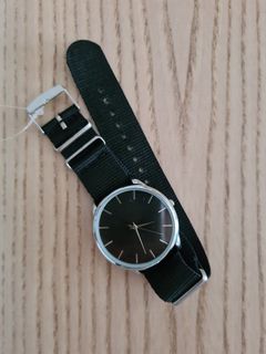 (Category: ) located in . Submitted by huiwenthwchy (Listing ID 1127553510, Image 1). Description: .