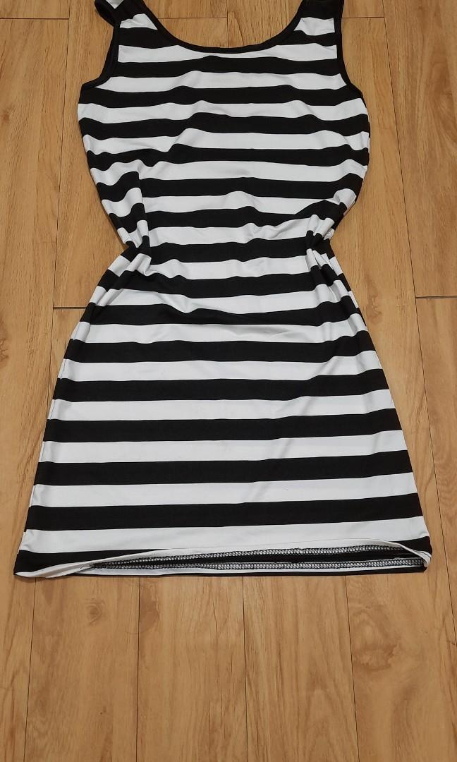 Black and White Stripe Dress (Category: Dresses) located in Imus. Submitted by dlthrift (Listing ID 1127600782, Image 1). Description: Fits Small.